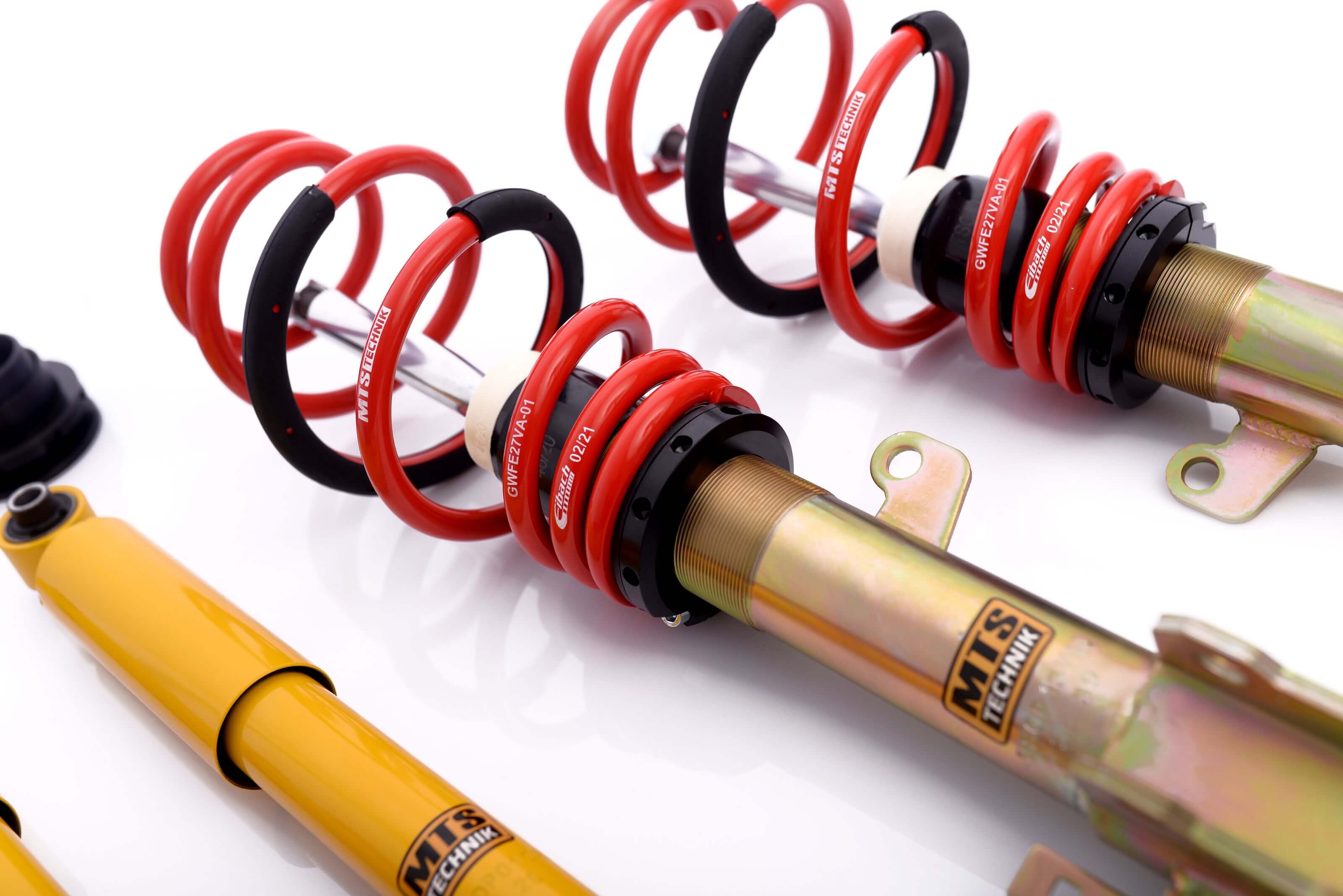 Stance Coilover Kit (Gold) for Opel ASTRA H Saloon (A04)