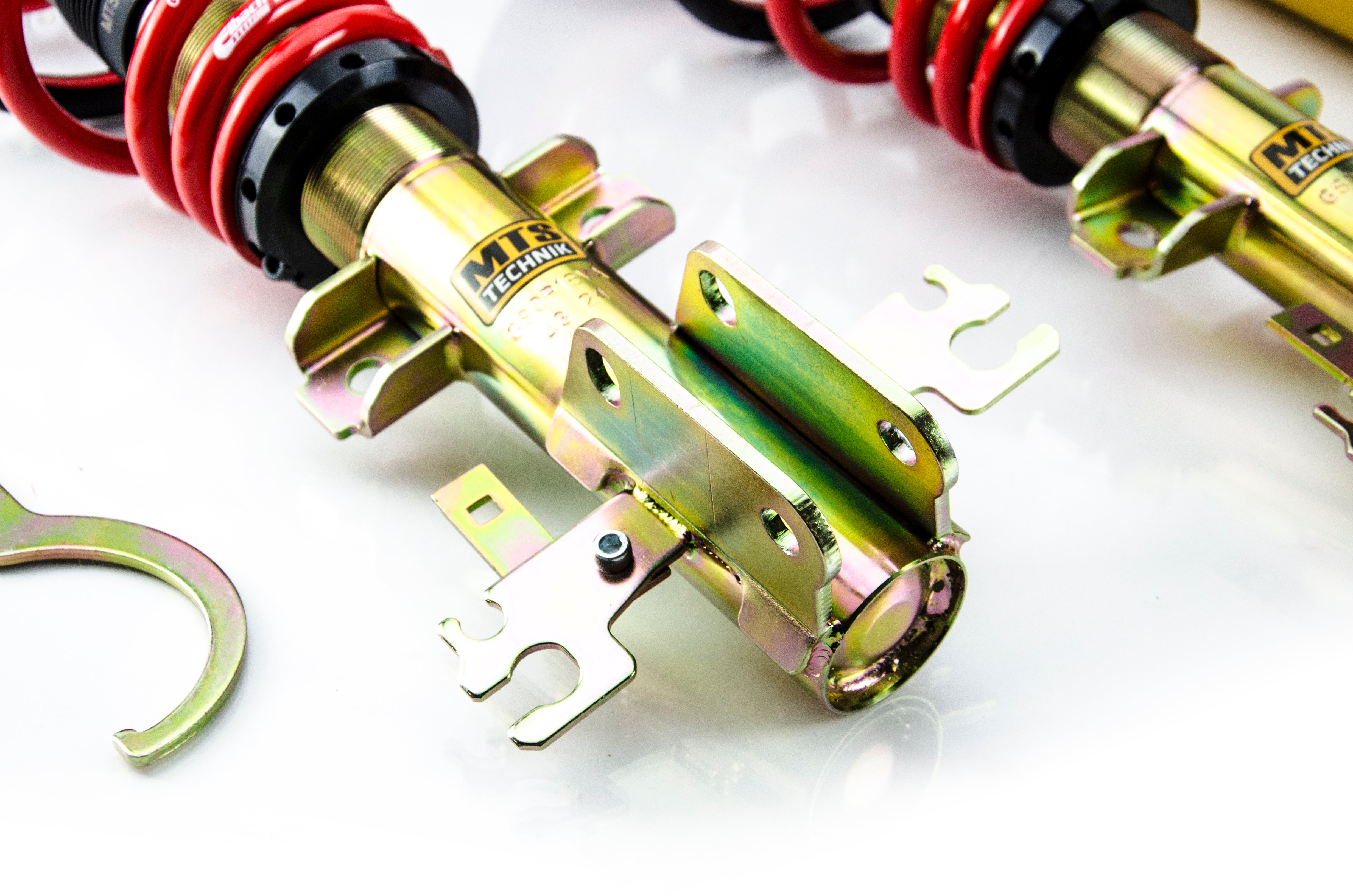 Street Coilover Kit w/ Camber Adjust Top Mounts (Gold) for Opel VECTRA C GTS (Z02)