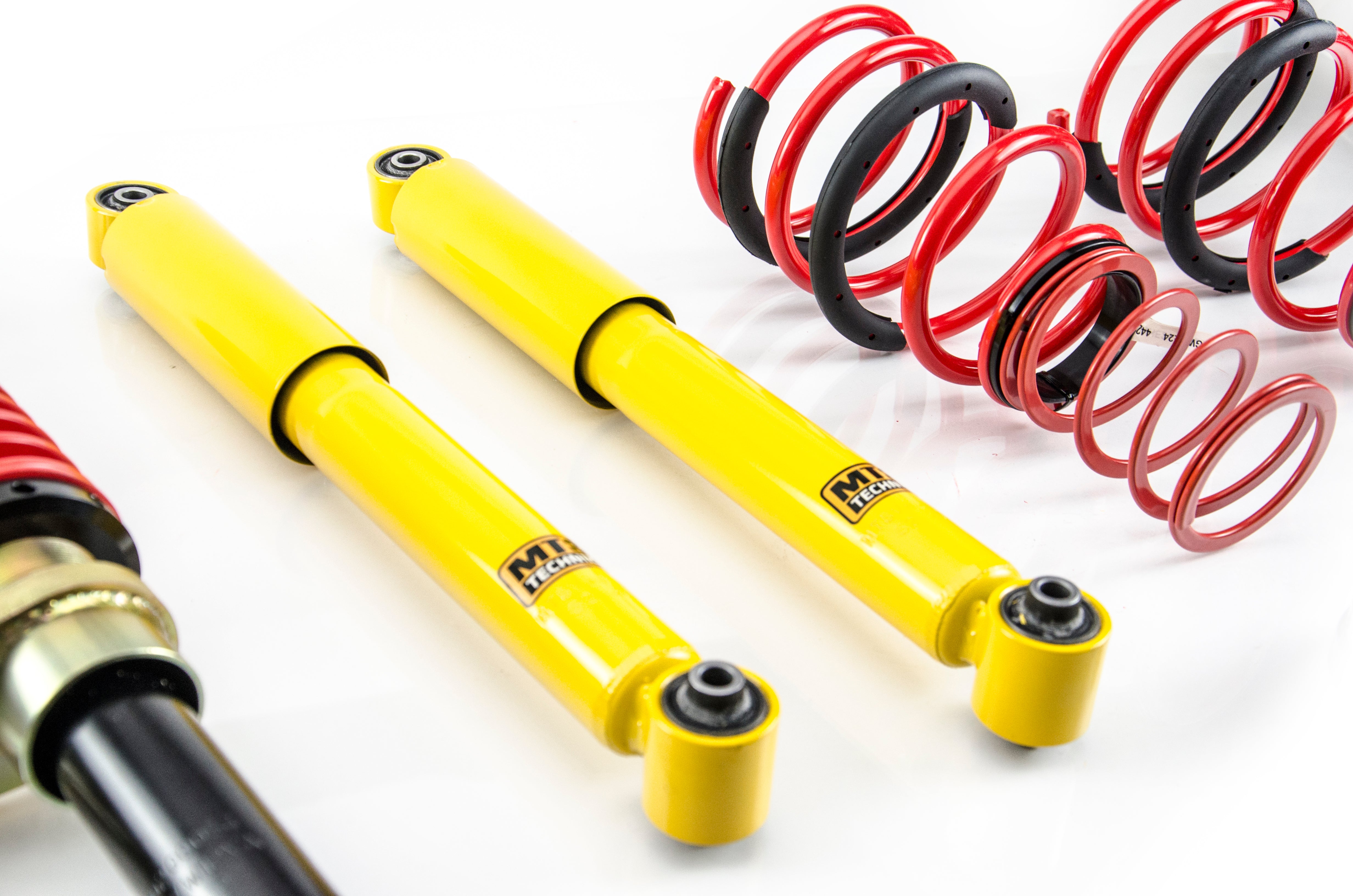 Street Coilover Kit (Gold) for Volkswagen GOLF Mk4 (1J1)