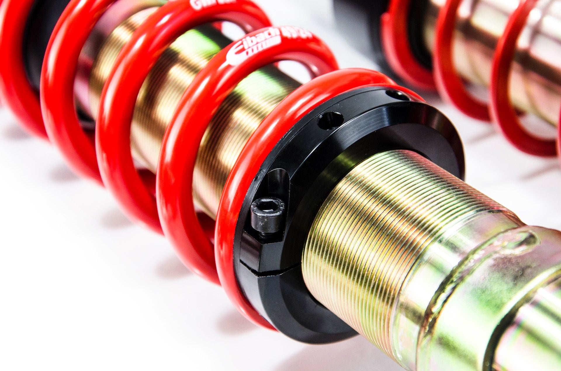 Street Coilover Kit (Gold) for Volkswagen GOLF Mk3 Mk5ariant (1H5)