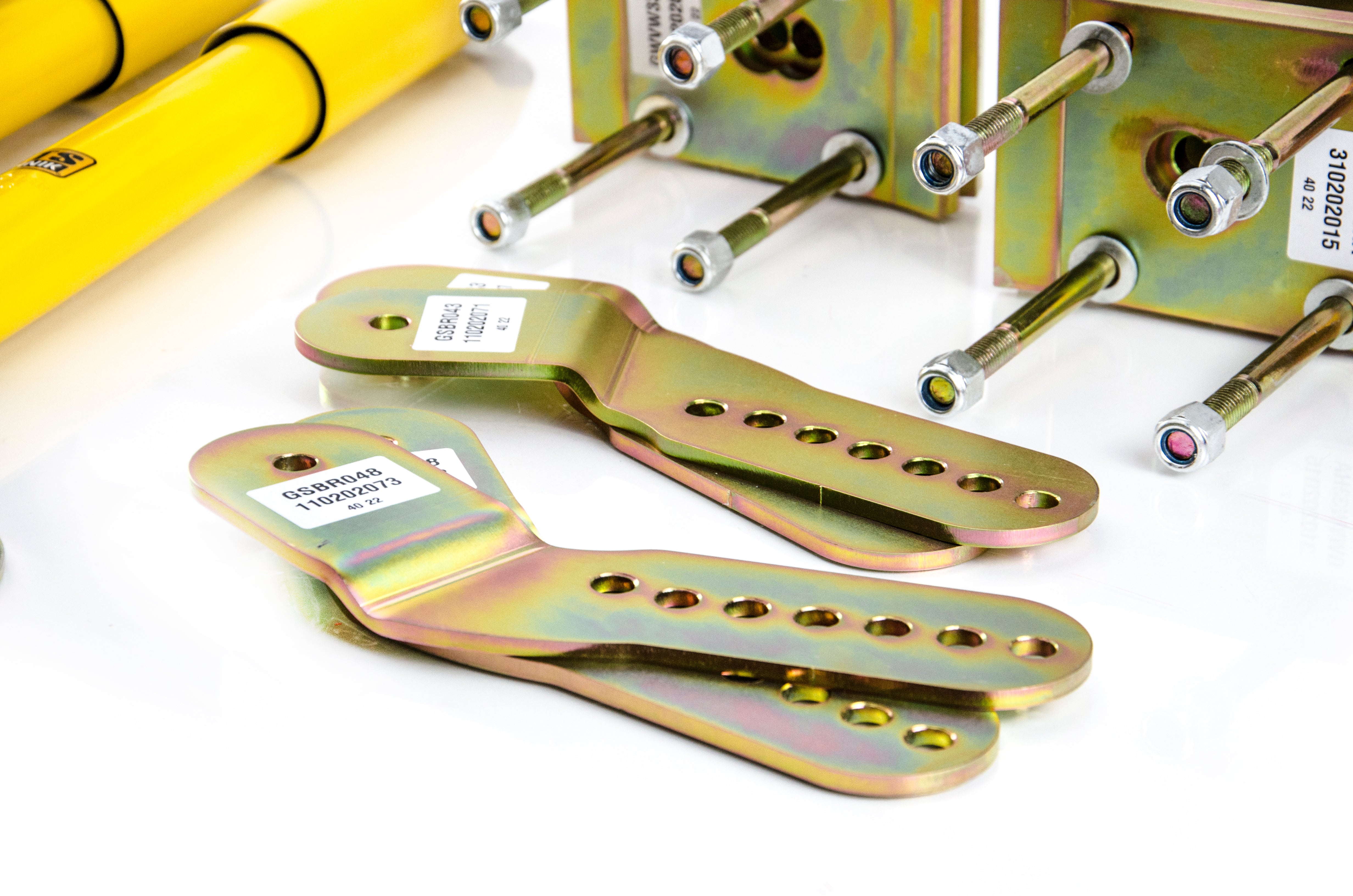 Street Coilover Kit w/ Camber Adjust Top Mounts (Gold) for Volkswagen CADDY Mk3 MPV (2K/2C)