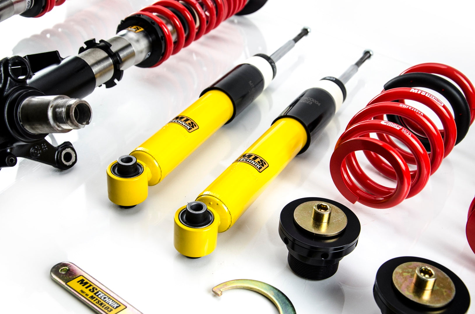 Street Coilover Kit w/ Camber Adjust Top Mounts (Gold) - Weld-In for BMW 8 (E31)