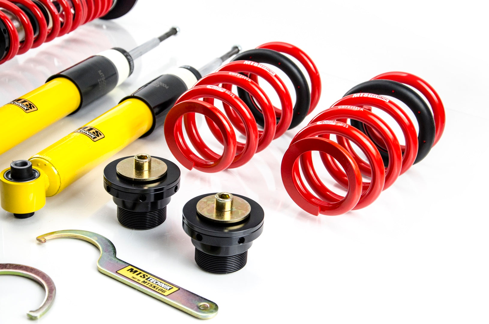 Street Coilover Kit w/ Camber Adjust Top Mounts (Gold) - Weld-In for BMW 8 (E31)
