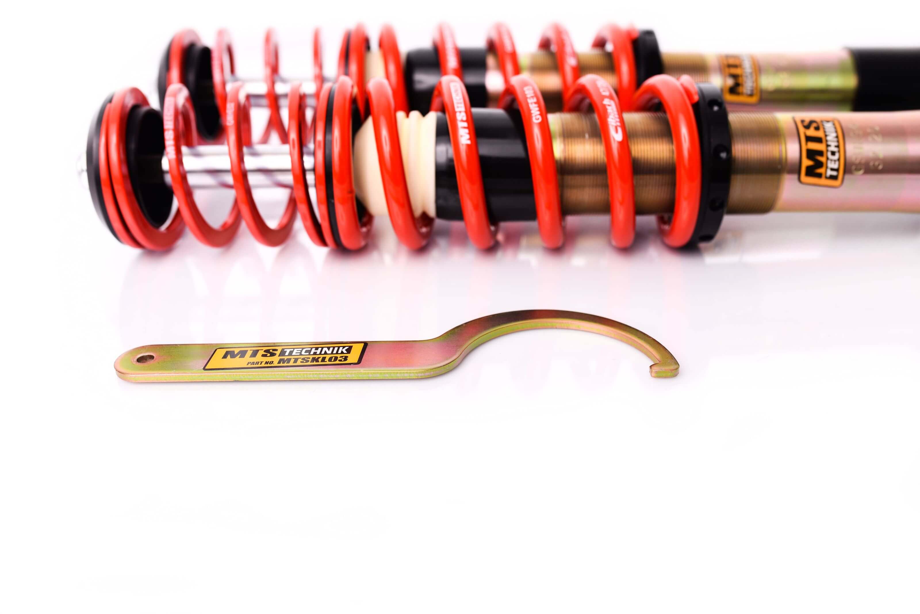 Street Coilover Kit (Gold) for BMW 5 (E39)