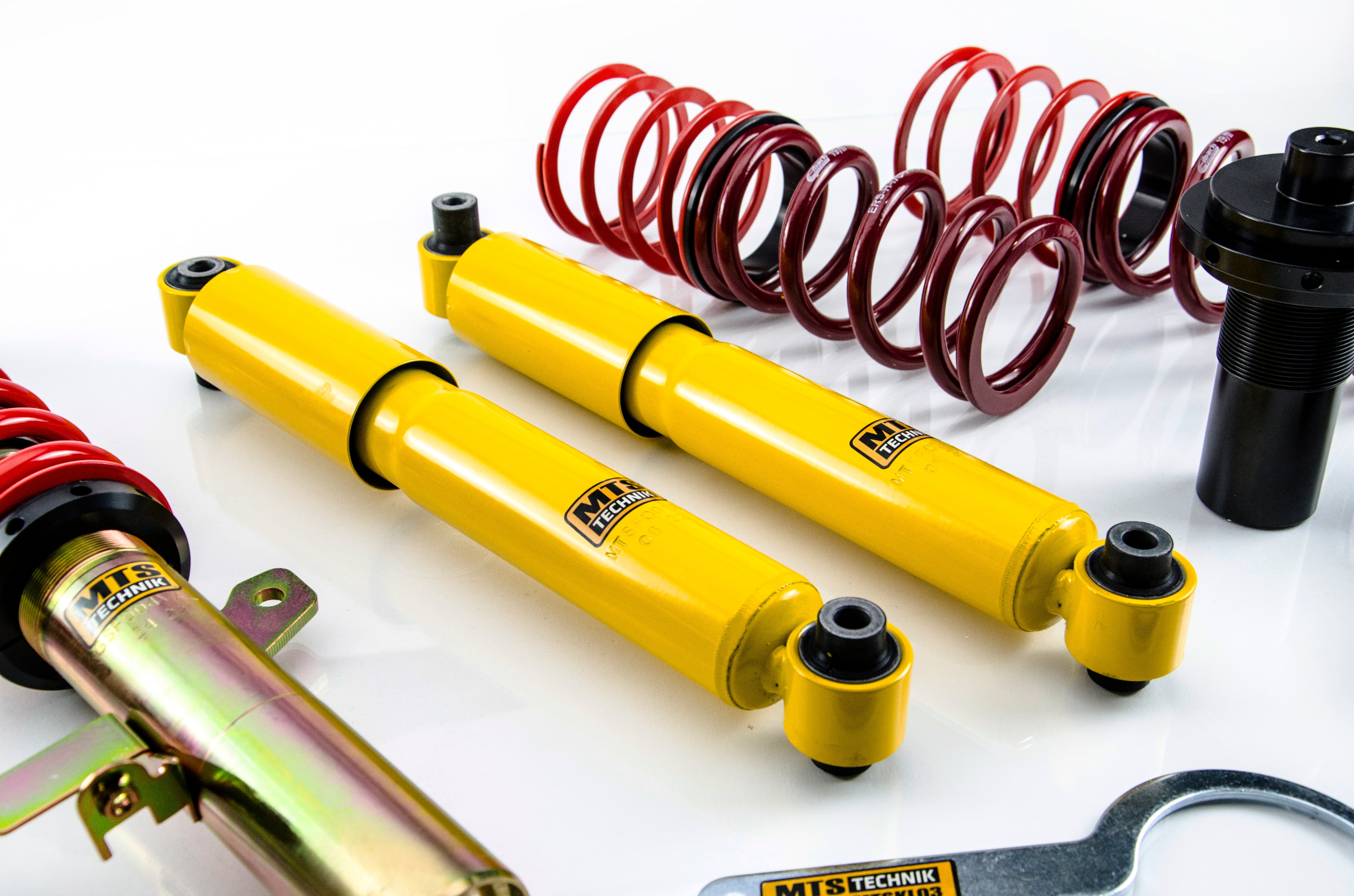 Street Coilover Kit (Gold) for Ford TRANSIT CONNECT Mk5408 Box Body/MPV